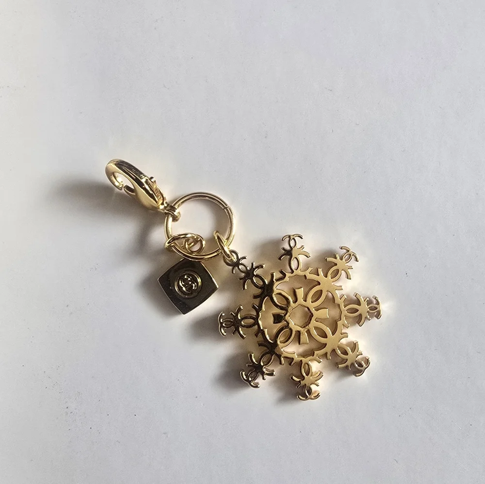 Gold Snowflake Keychain Chanel
